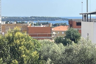 Stan za najam sa dvije spavaće sobe, Novigrad, Istra