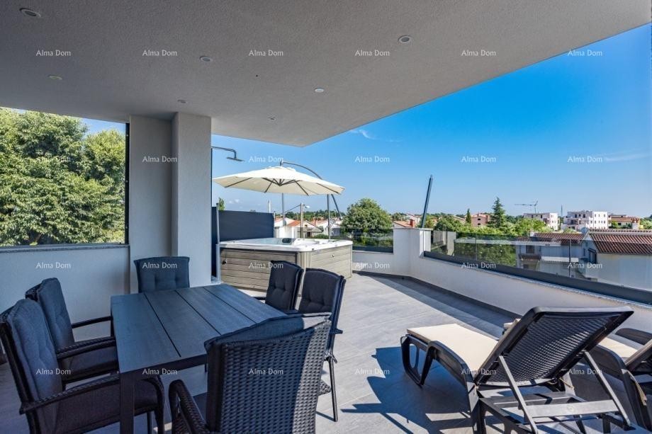 Wohnung zum Verkauf mit Whirlpool und Sauna, Poreč, Nova Vas!