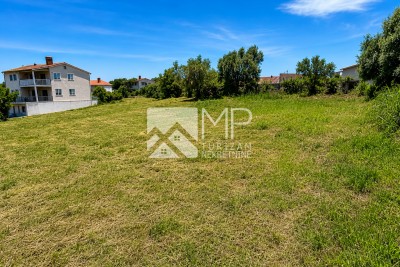 Atraktivno građevinsko zemljište 1.318 m² u Medulinu – Vrčevan